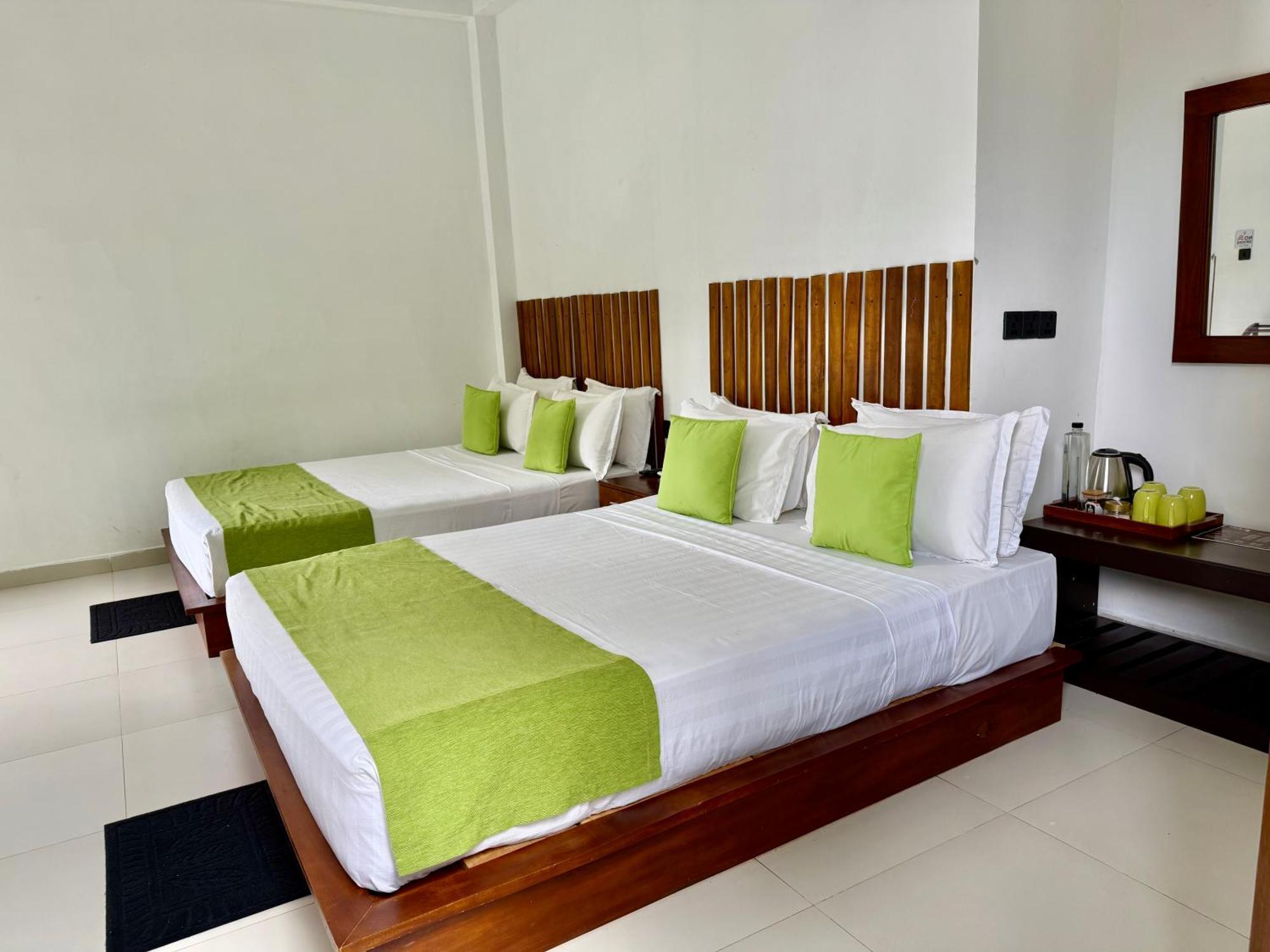 Divine Villa Anurâdhapura Extérieur photo