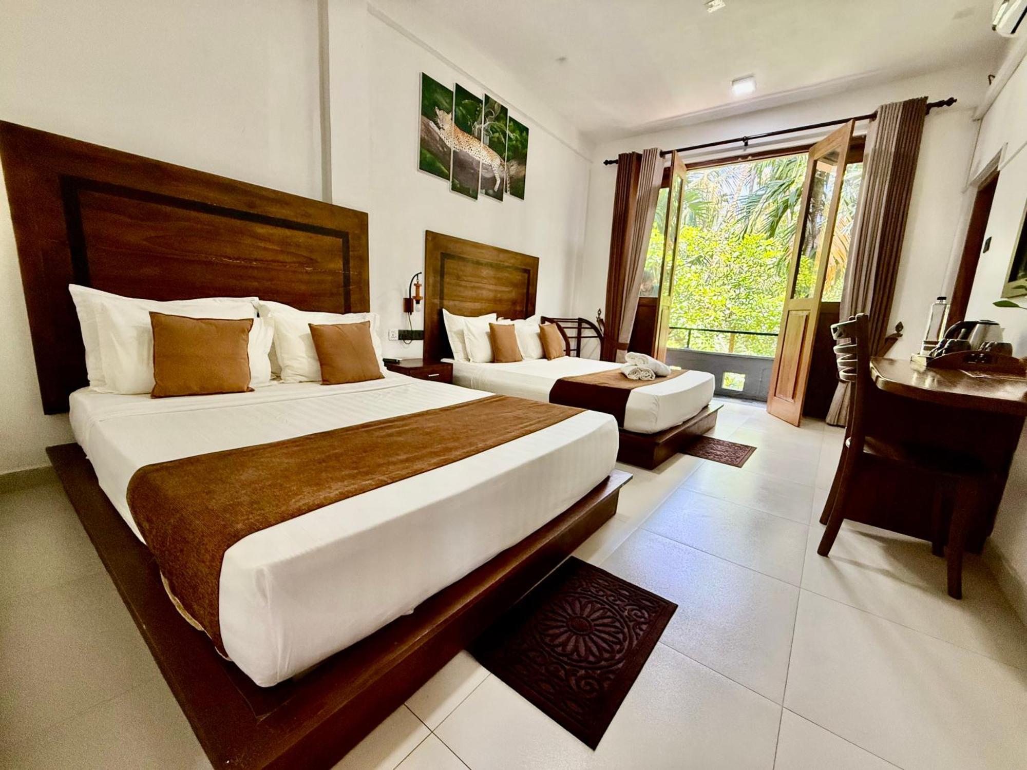 Divine Villa Anurâdhapura Extérieur photo